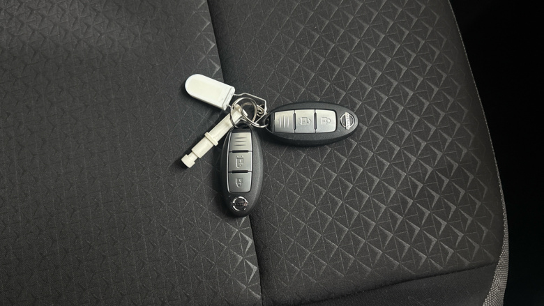 Nissan Juke 1.0 DiG-T 114 N-Connecta 5dr Petrol Hatchback